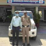 जालसाजी कर अर्बन को- ऑपरेटिव बैंक से करोडों रूपये की धनराशि का गबन करने वाले 1 और अभियुक्त को दून पुलिस ने किया गिरफ्तार